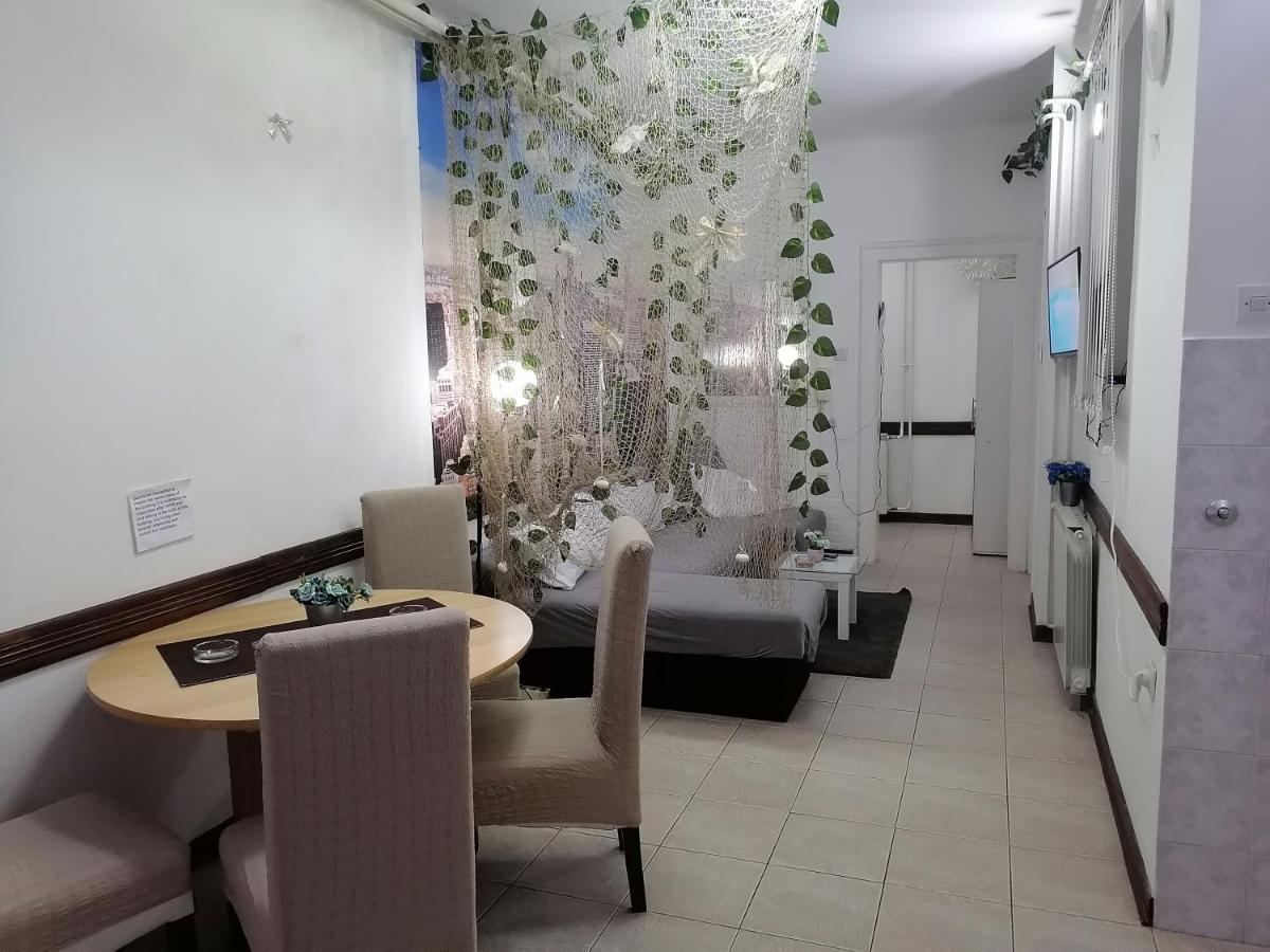 Low Cost Apartment 贝尔格莱德 外观 照片