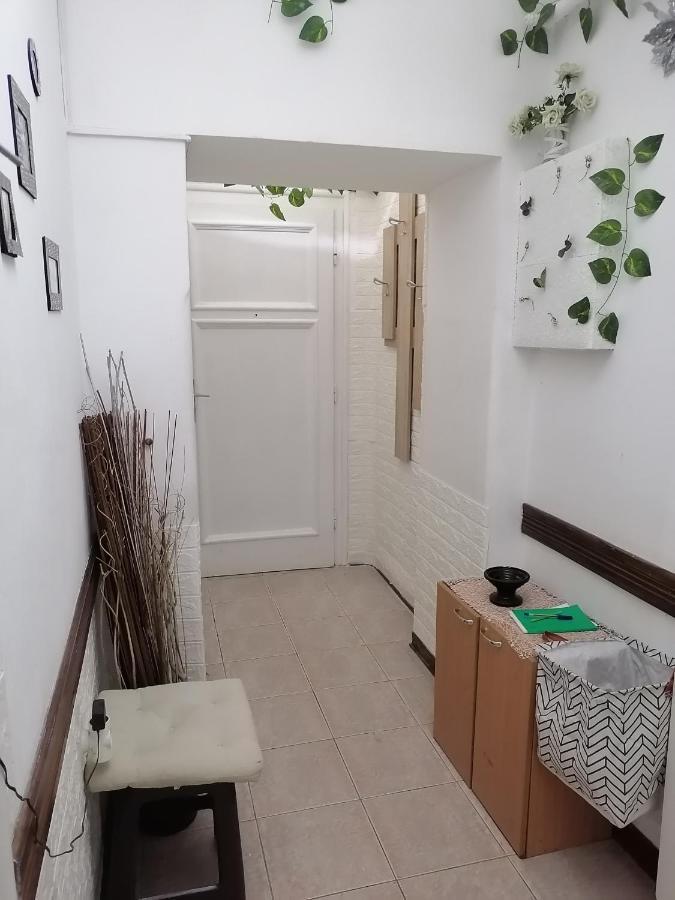 Low Cost Apartment 贝尔格莱德 外观 照片